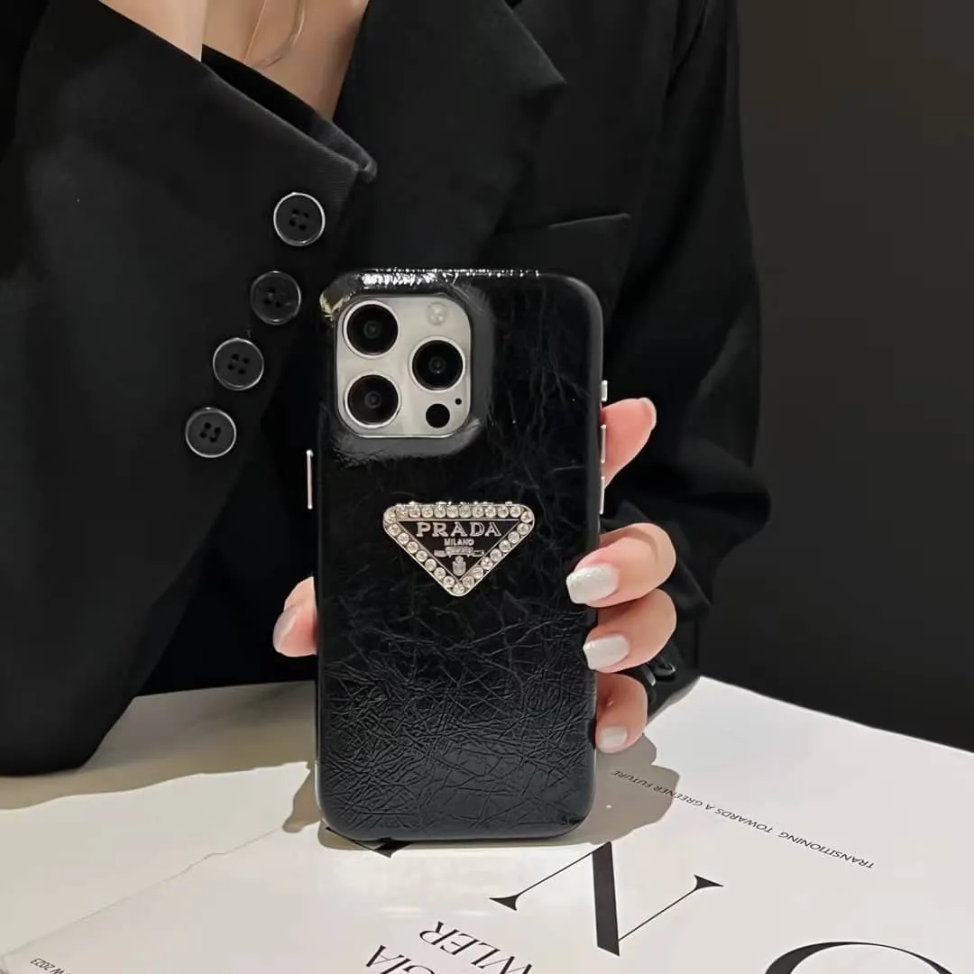 【絶賛発売中】 iPhoneケース 多機種対応 高級感 携帯 スマホケース