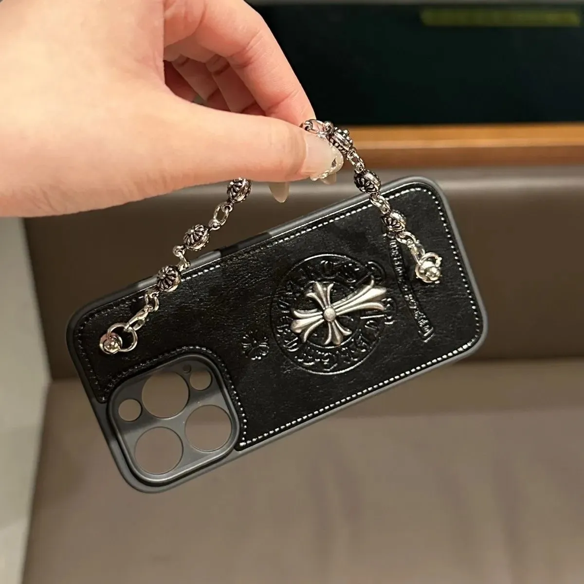 大人気  高級品  iPhoneケース ストラップ付き カジュアル スマホケース