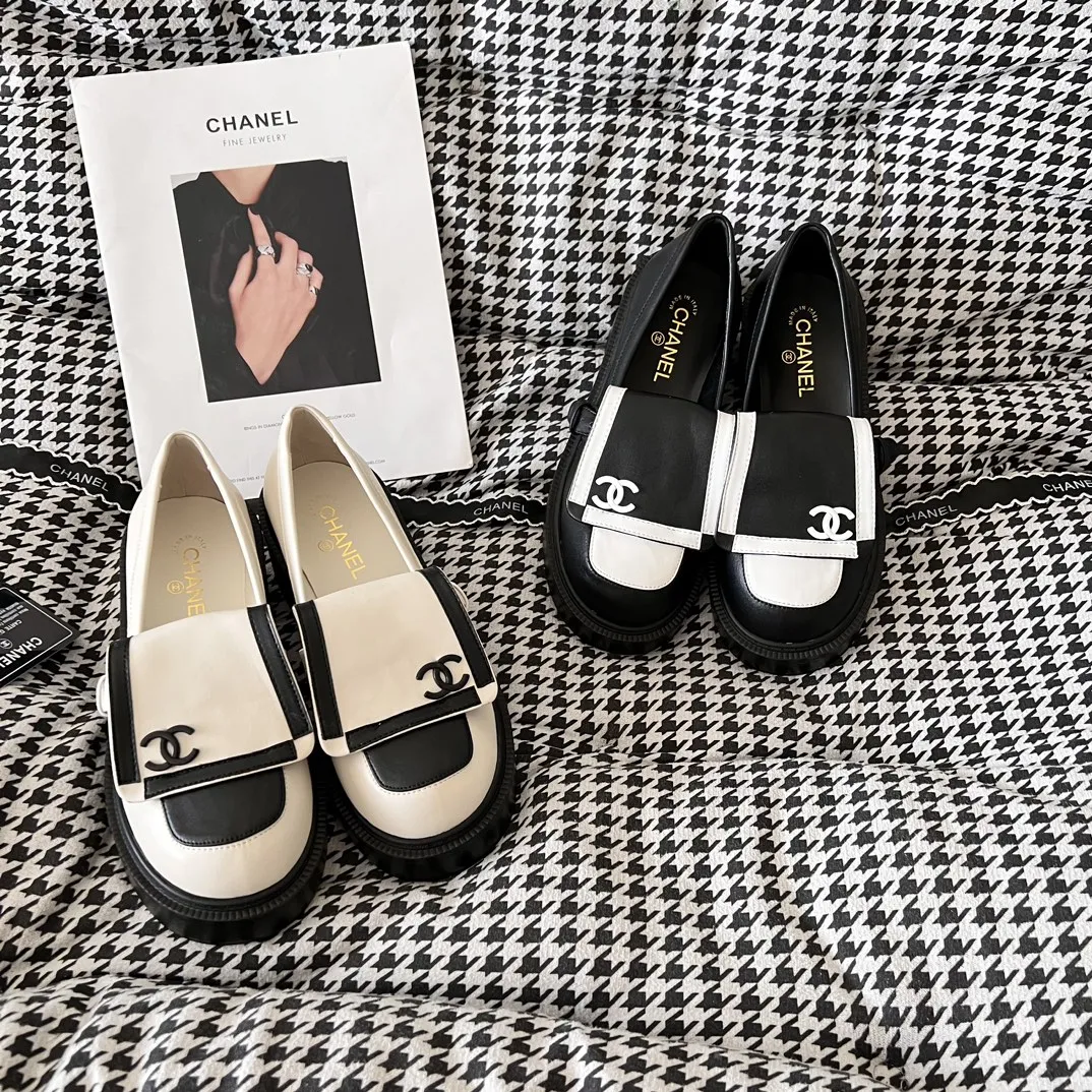 『35-40』長時間歩行OK ふわふわクッション 大人かわいい シューズ