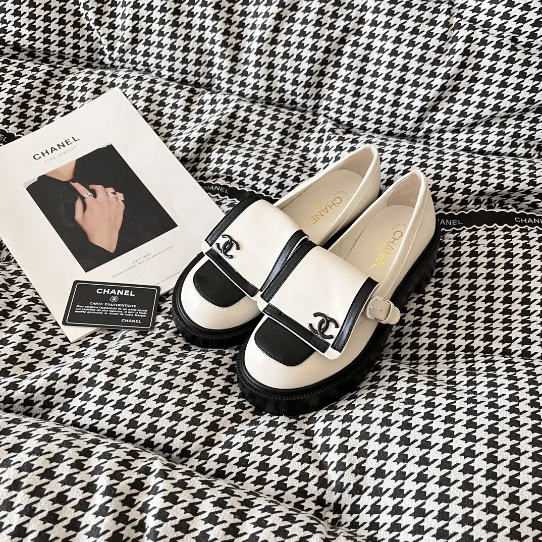 『35-40』長時間歩行OK ふわふわクッション 大人かわいい シューズ