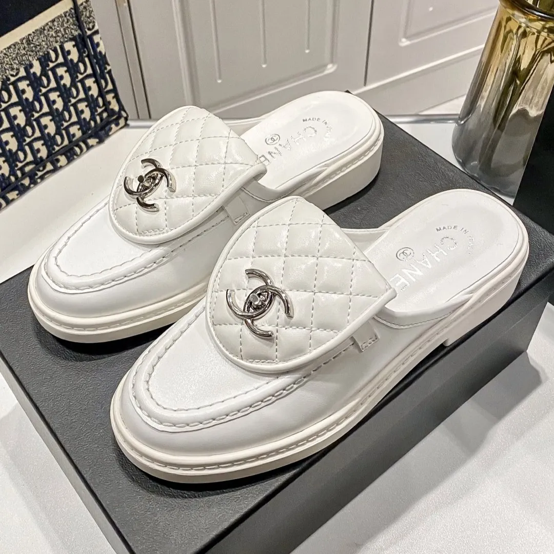 『35-41』人気商品 新作 快適 おしゃれ バックル付き 厚底 サンダル