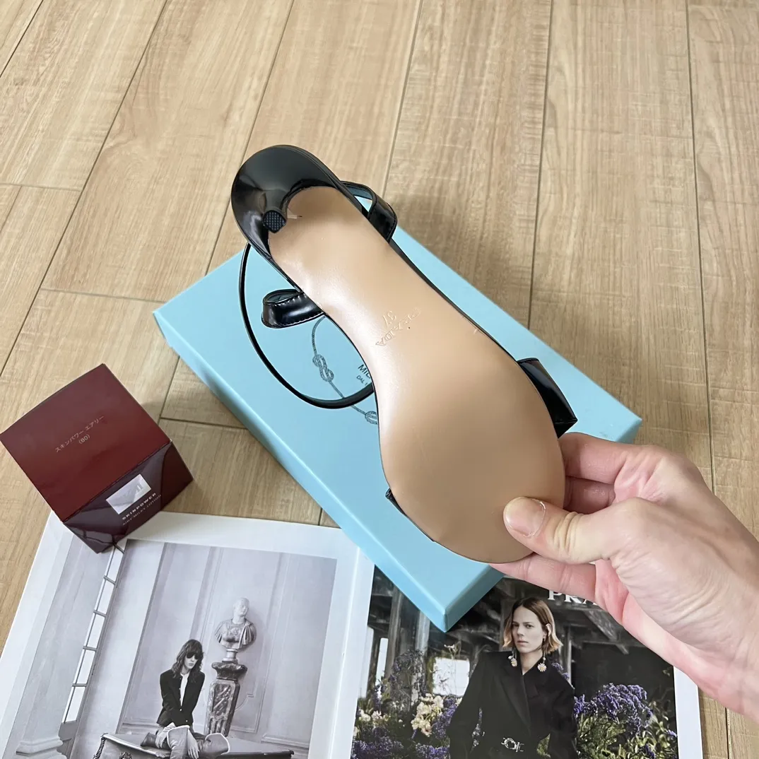 『34-41』新作限定 シンプル 華やか 美脚効果 ストラップ ハイヒールサンダル