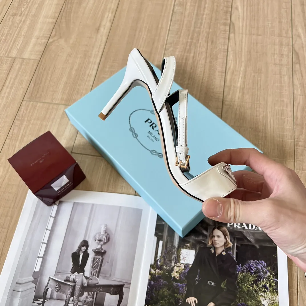 『34-41』新作限定 シンプル 華やか 美脚効果 ストラップ ハイヒールサンダル
