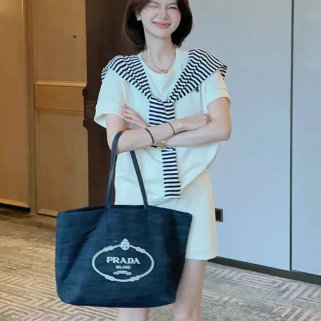 『M-L』韓国風 合わせやすい ゆるっと感 ストール付きストライプTシャツ スカートパンツ 3点セット