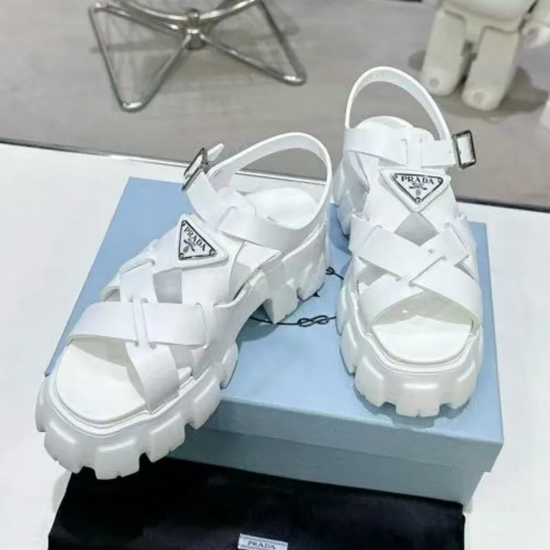 『35-40』新作入荷 エレガント スタイリッシュ 歩きやすい 耐久性がある サンダル