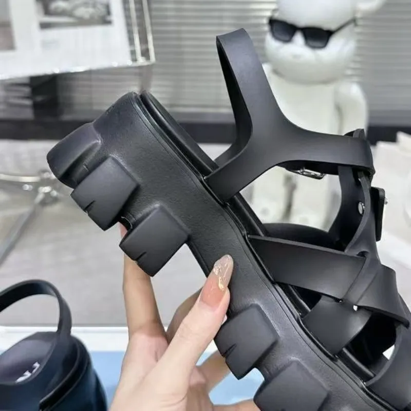 『35-40』新作入荷 エレガント スタイリッシュ 歩きやすい 耐久性がある サンダル