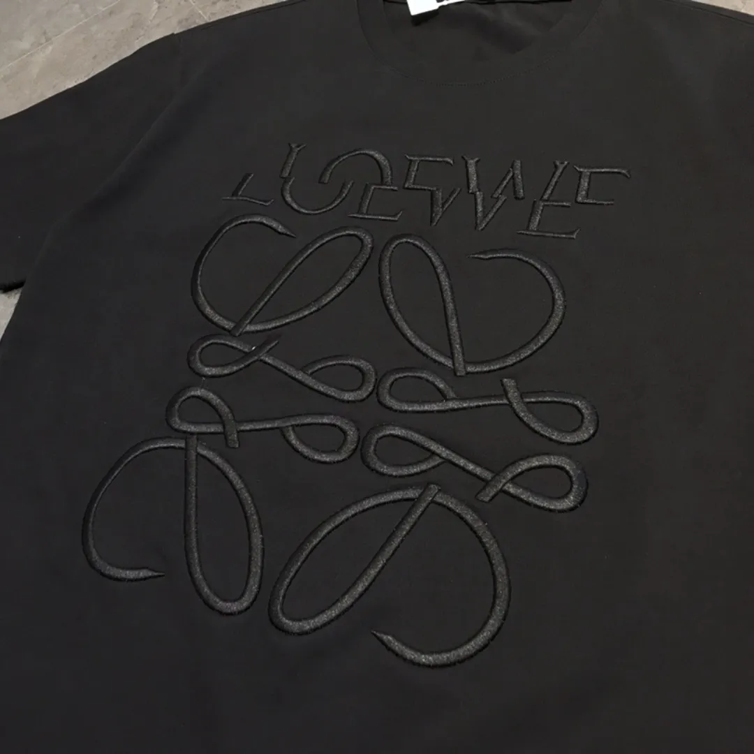 『M-XL』綿100% 立体ロゴ エンボス刺繍 ミスアライメント プリント Tシャツ