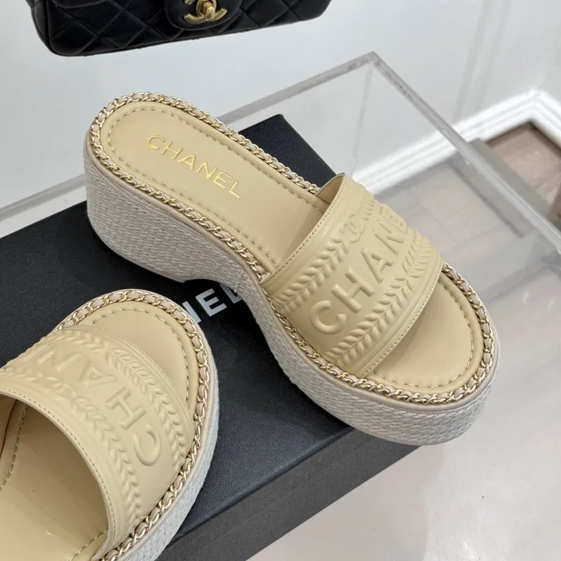 『35-40』目立つ トレンド シンプル 高品質 繊細 快適エレガント合わせやすいサンダル
