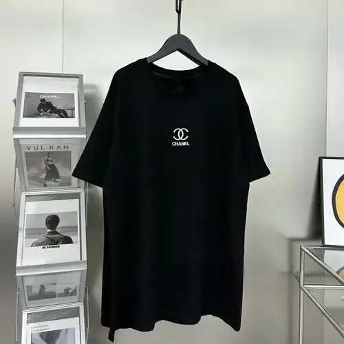 『S-4XL』プレミアム素材使用 洗練されたデザイン 大人可愛い リッチな仕上がり ふわふわ素材 デート向け 刺繍 Ｔシャツ