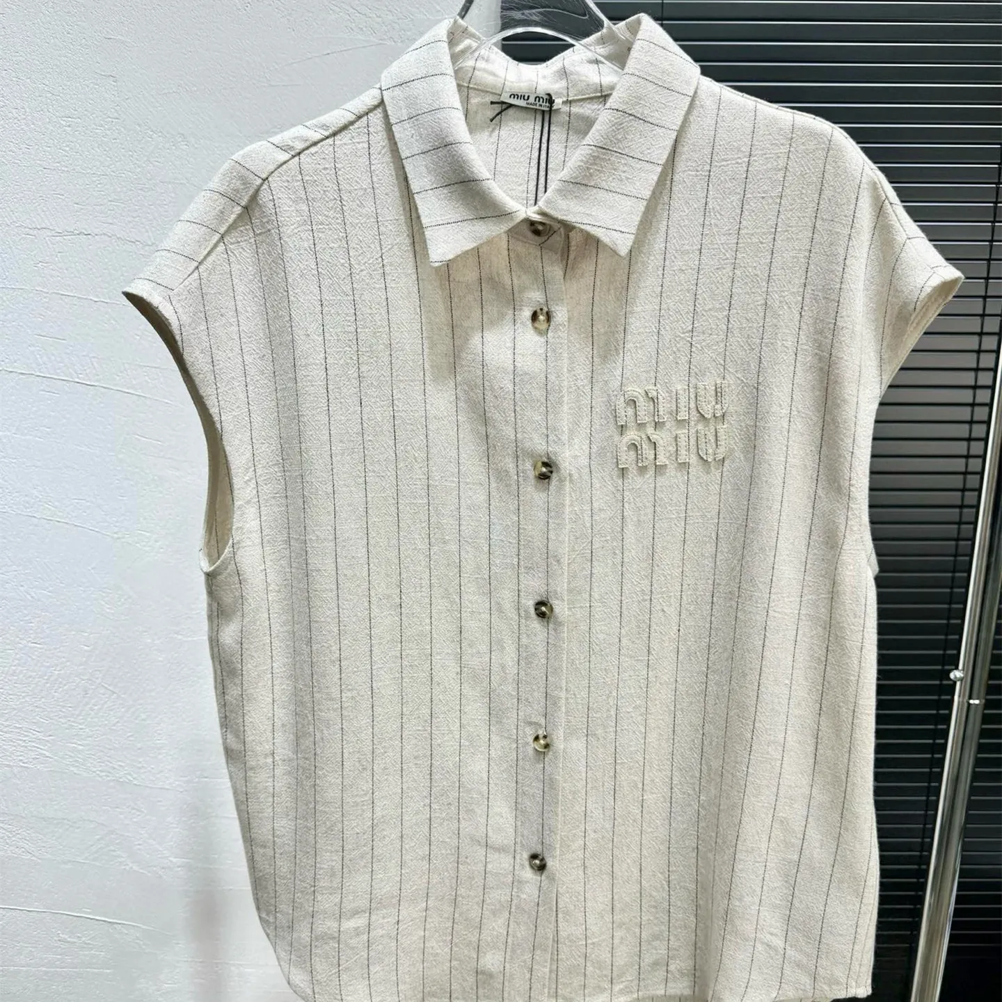 『S-L』春夏新作 ルーズ感 テクスチャー リネン 快適 肌なじみ ノースリーブトップ ショーツ セットアップ