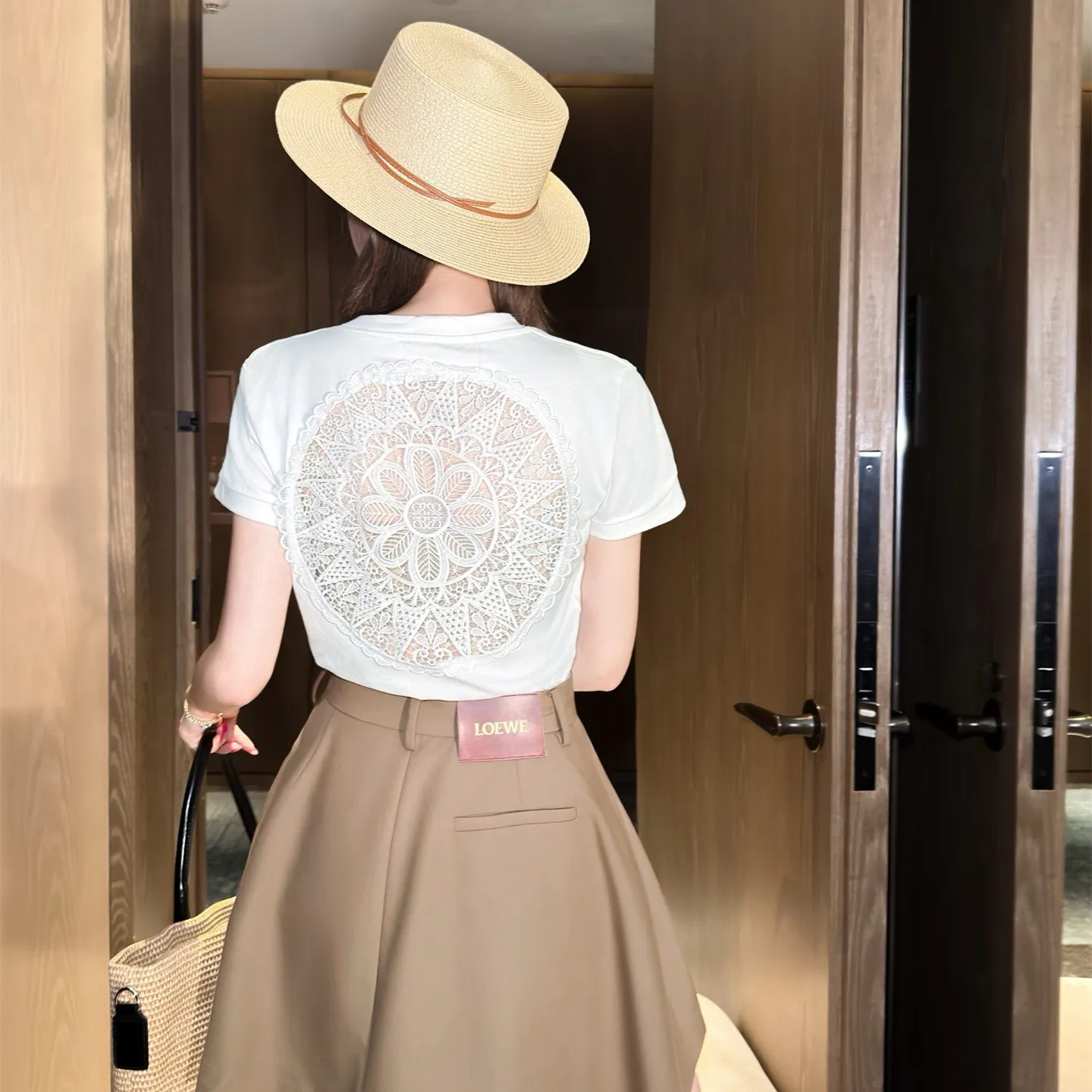 『S-L』綿100% 高級感 快適 リラックス カットアウト 刺繍 フラワーロゴ 半袖Tシャツ ルーズ セットアップ