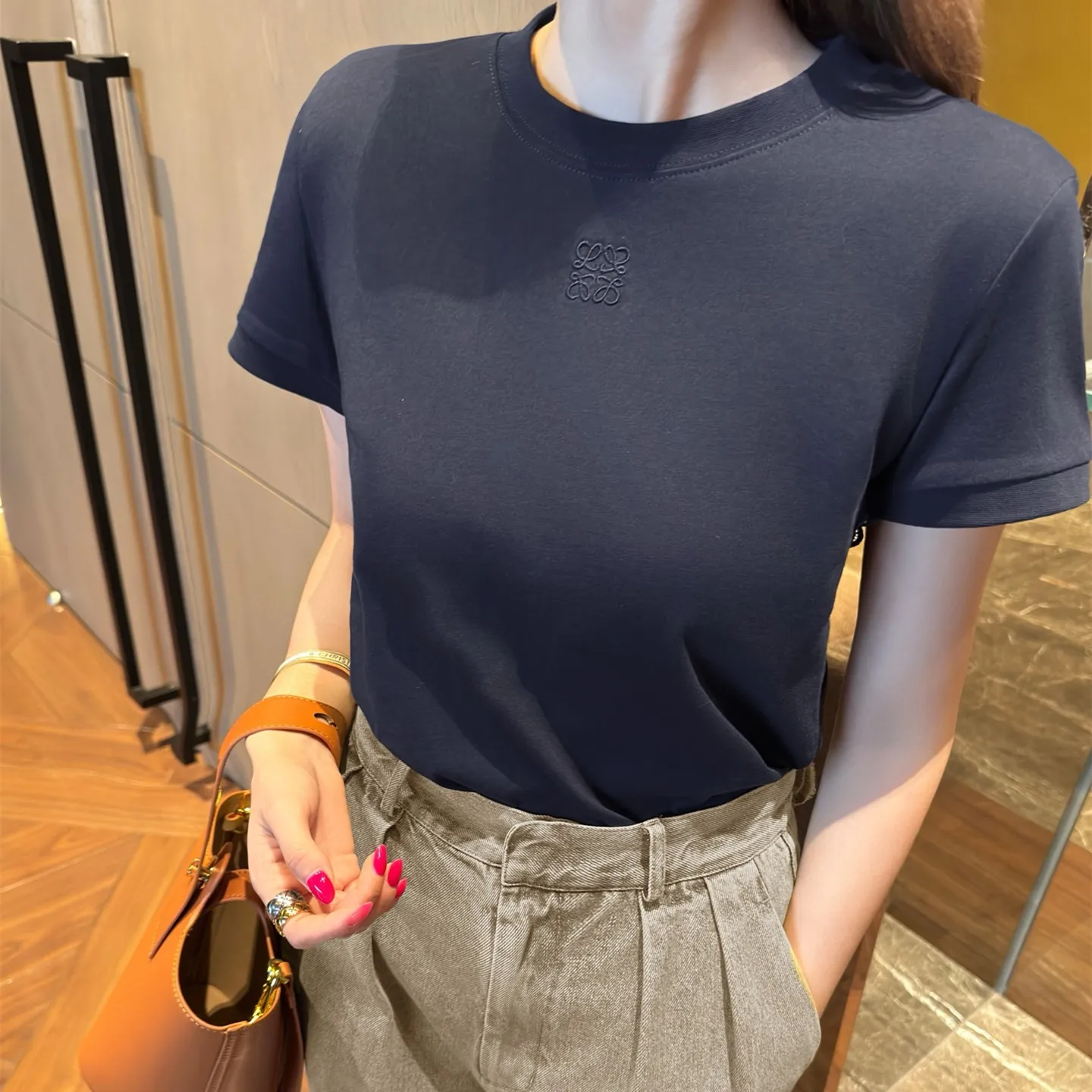 『S-L』綿100% 高級感 快適 リラックス カットアウト 刺繍 フラワーロゴ 半袖Tシャツ ルーズ セットアップ