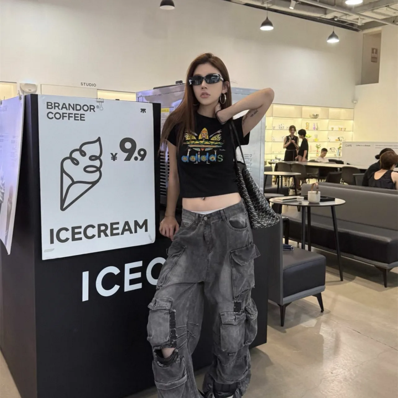 『S-2XL』通気性 ストレッチ おしゃれ カジュアル スリム プリント Tシャツ