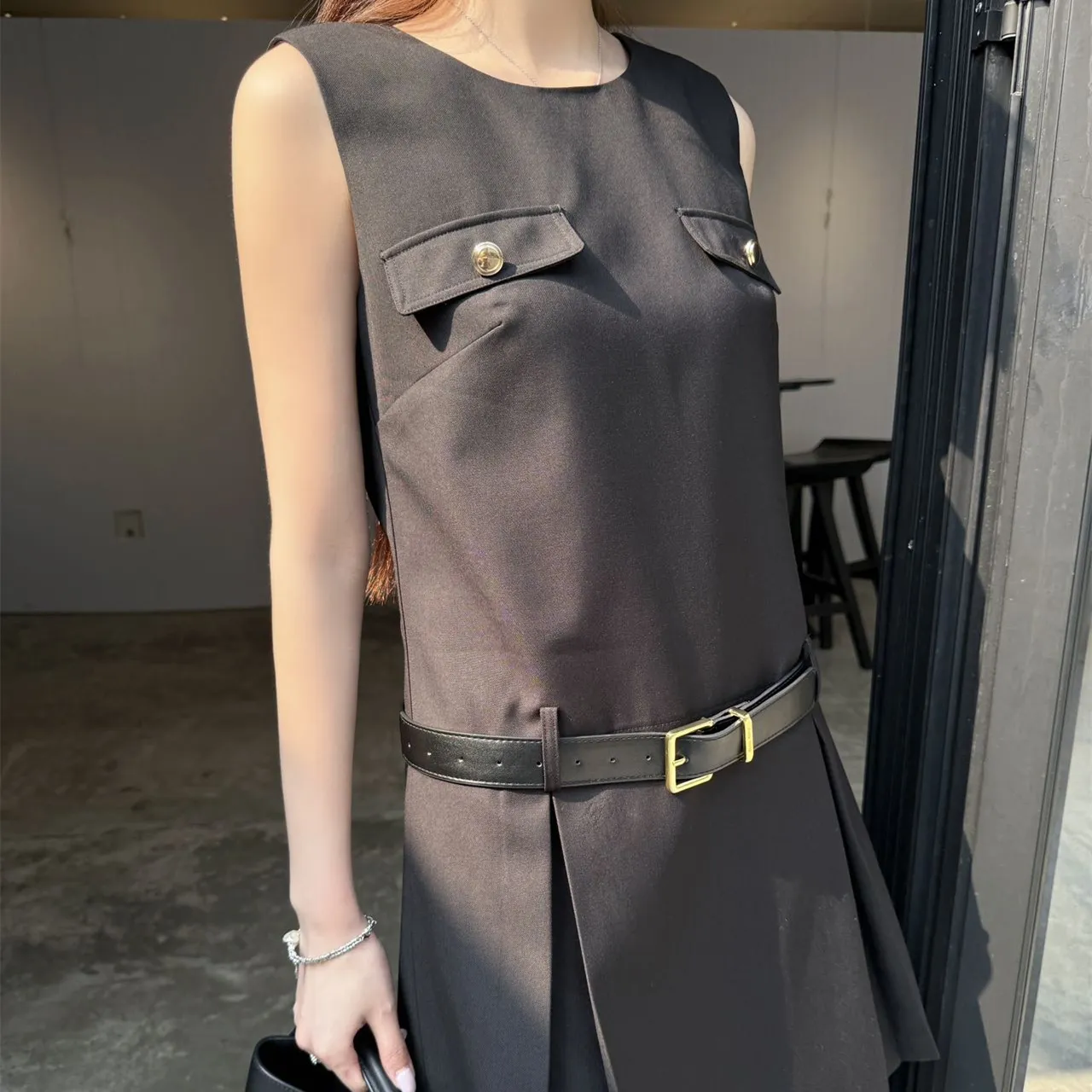 『S-L』春夏 新作 気質満点 取り入れたい ベルト付き おしゃれデザイン 通勤 日常 ノースリーブ ワンピース