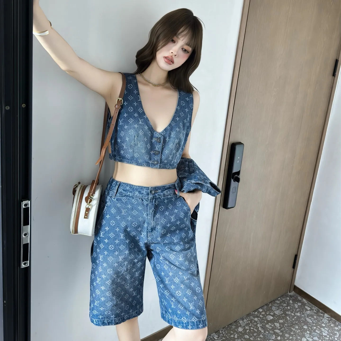 『S-L』新作 立体質感 レーザーデニム ボンデージベスト ショート丈 コルセットトップ デニムハーフパンツ