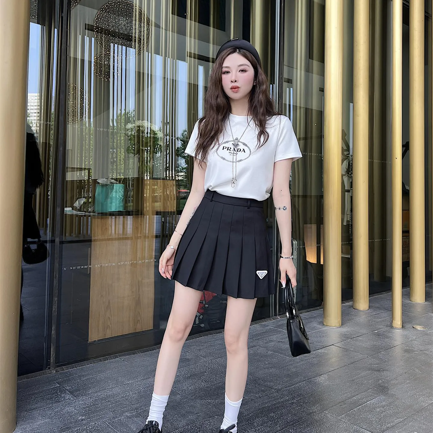 『S-L』SNSで話題沸騰 コーディネートの主役 体型カバー シンプル Ｔシャツ スカート セットアップ