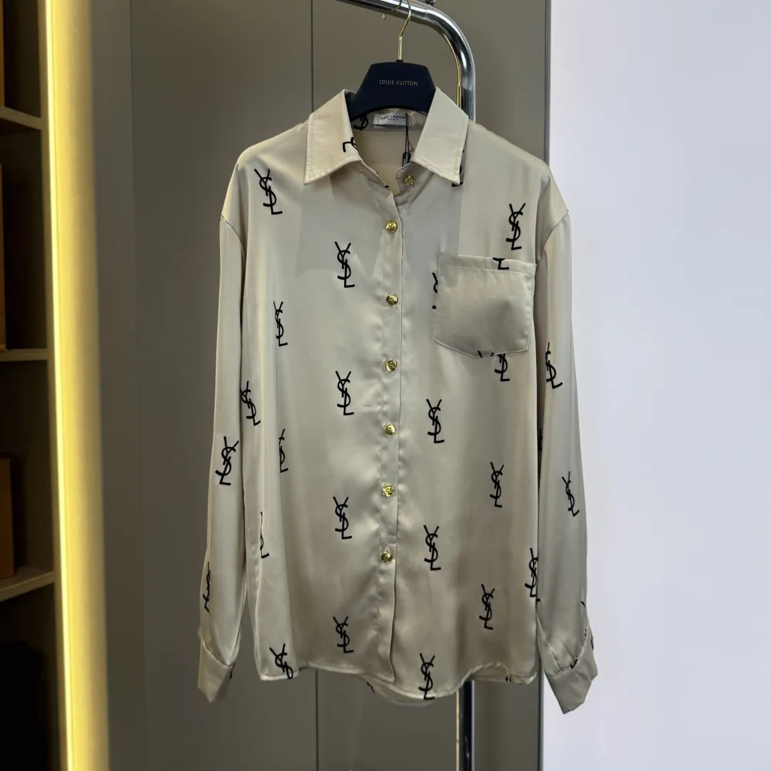 『S-L』夏必須 シルキー生地 オーダーエンボスボタン 快適 フロッキー アセテート シャツ
