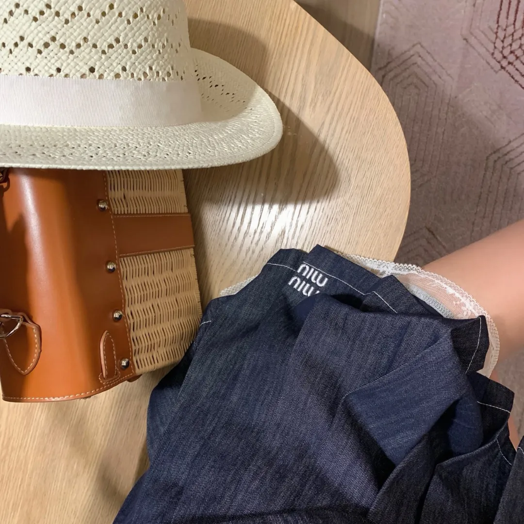 『S-L』衿元レース 美人度アップ スウィート 圧倒的セクシー ノースリーブ 森ガール 折り襟 セットアップ