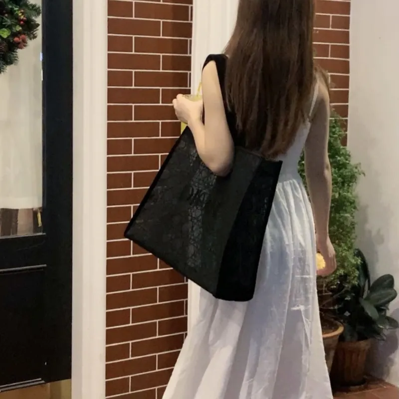 女子マスト 高級感 ファッション 合わせやすい 軽量 大容量 カジュアル ショルダーバッグ