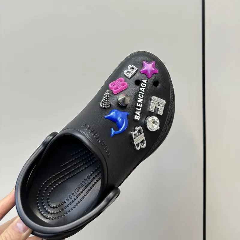 『35-41』トレンド 快適フィット 長時間履ける 通気性抜群 軽量ソール 脱着簡単 洗える クールサンダル