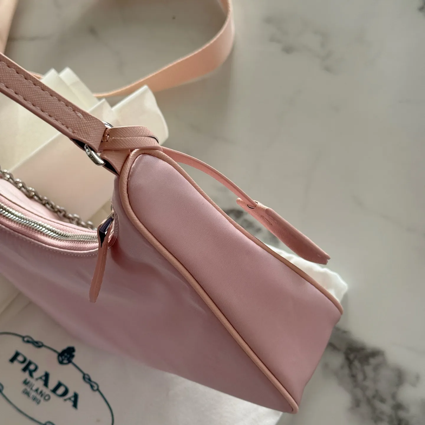 超人気商品 美人度アップ 上品 スウィート ファスナー ショルダーバッグ