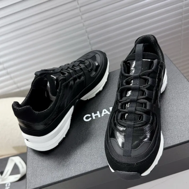 『35-40』取り入れたい トレンド 高品質 クラシック カジュアル 合わせやすい スポーツシューズ