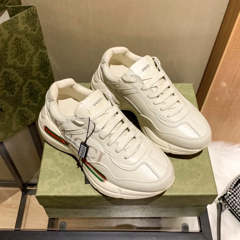 『35-45』大人らしい 高品質  シンプル ファッション 長時間履ける スポーツシューズ
