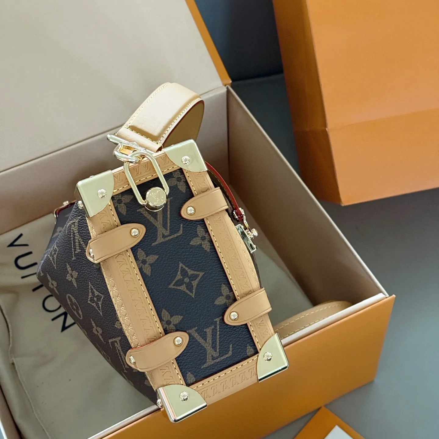 エレガント クラシック 丈夫で長持ち 荷物が多い日にも バッグ
