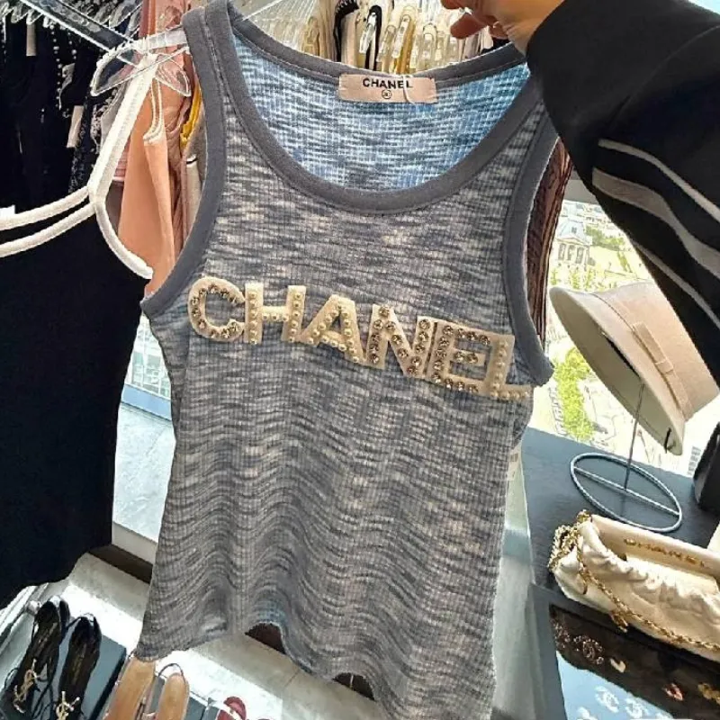 『フリーサイズ』高級感 美人度アップ  Uネック ノースリーブ Tシャツ