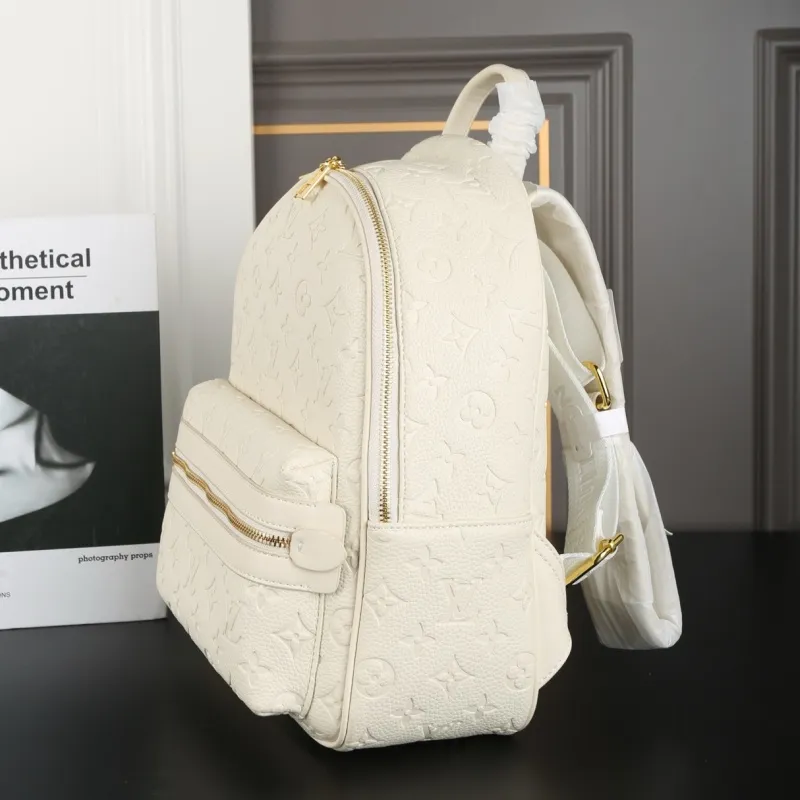 激売れ中 高品質 中性 魅力的 LV エンボス リュック バッグ