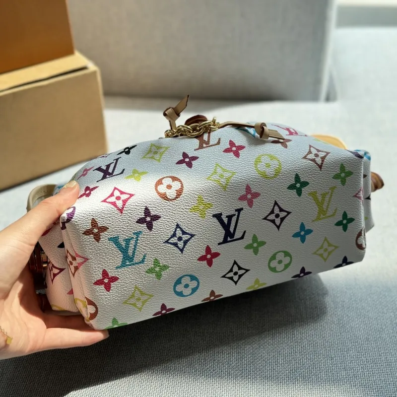 超人気 女子マスト 大注目 軽量革新 ショルダーバッグ