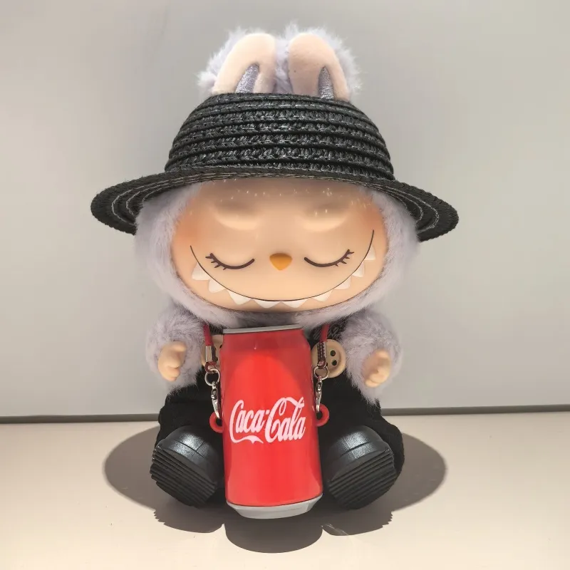 大好評 売れ切れ必至 クール 4点セット クール labubuぬいぐるみペンダント 服