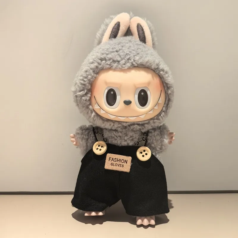 大好評 売れ切れ必至 クール 4点セット クール labubuぬいぐるみペンダント 服