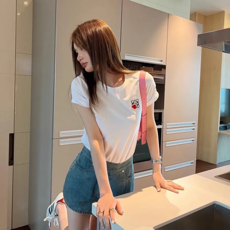 『M-XL』話題沸騰中 好感度UP おすすめ フィット感 着瘦せ 刺繍Ｔシャツ