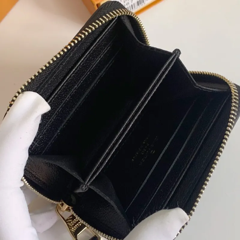 絶対欲しい 軽量 高品質 質感のいい シンプル おしゃれ デザイン感  財布