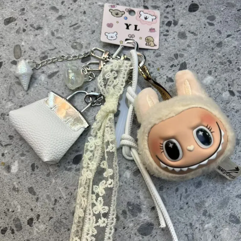 売れ切れ必至 魅力的 絶対流行 クール キュート 可愛い  labubu ペンダント