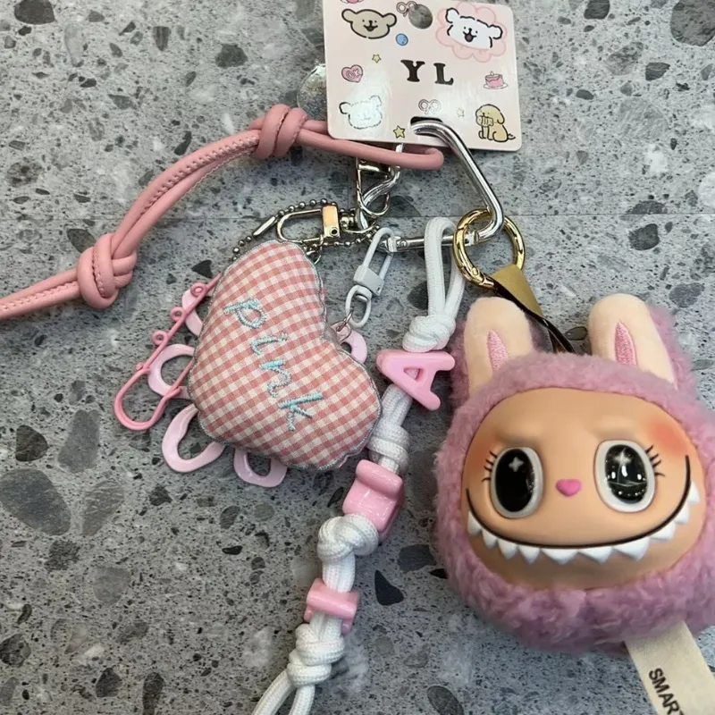 売れ切れ必至 魅力的 絶対流行 クール キュート 可愛い  labubu ペンダント