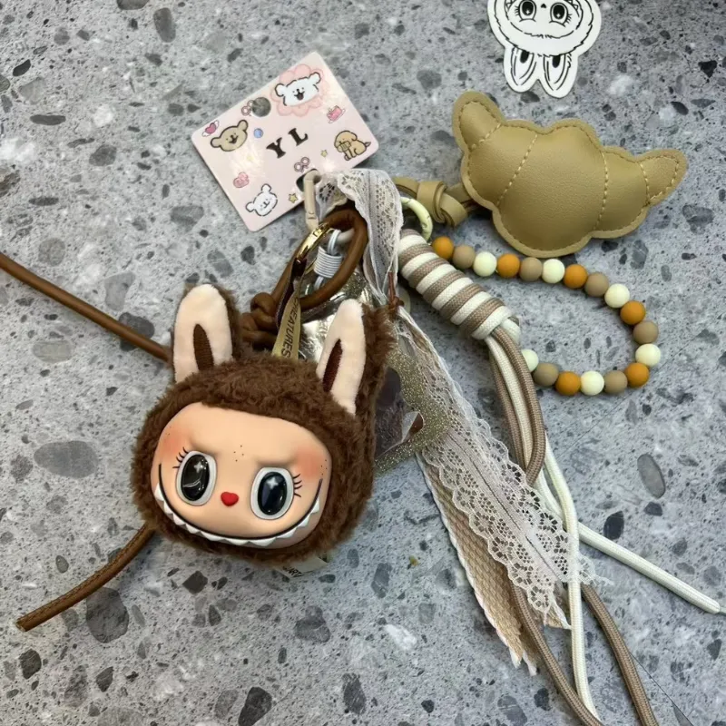 売れ切れ必至 魅力的 絶対流行 クール キュート 可愛い  labubu ペンダント