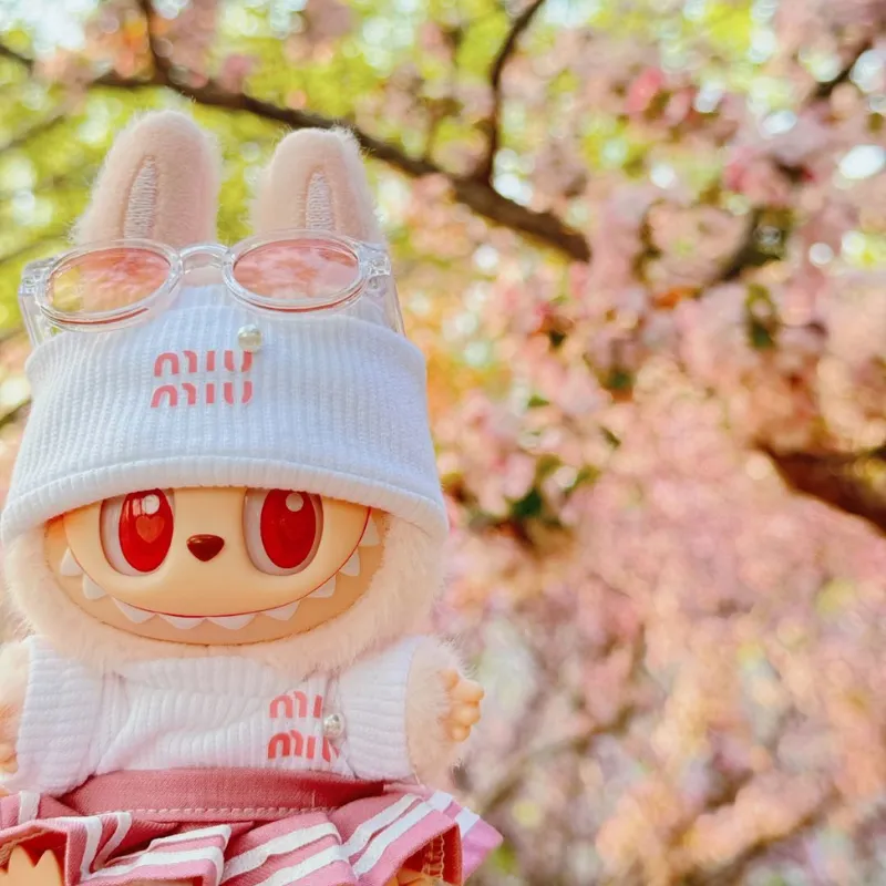 新作登場 スウィートガーリッシュ labubuぬいぐるみペンダント服 人形を含まない