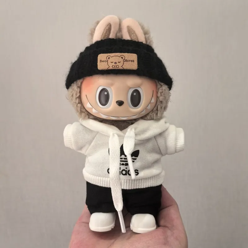 大人気 可愛い スポーツ 快適 labubuぬいぐるみペンダント服 人形を含まない